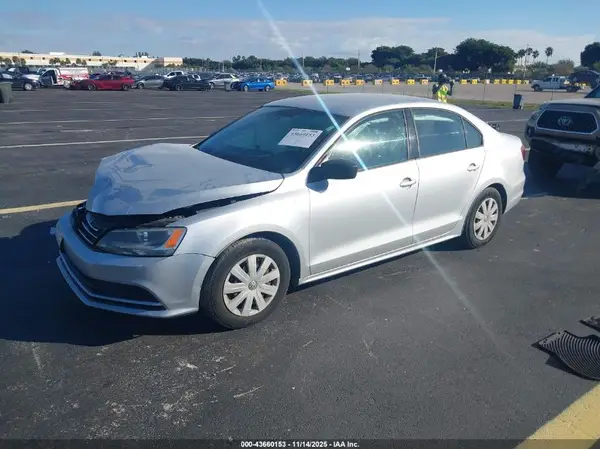 3VW267AJ3GM306606 2016 VOLKSWAGEN JETTA - Image 2