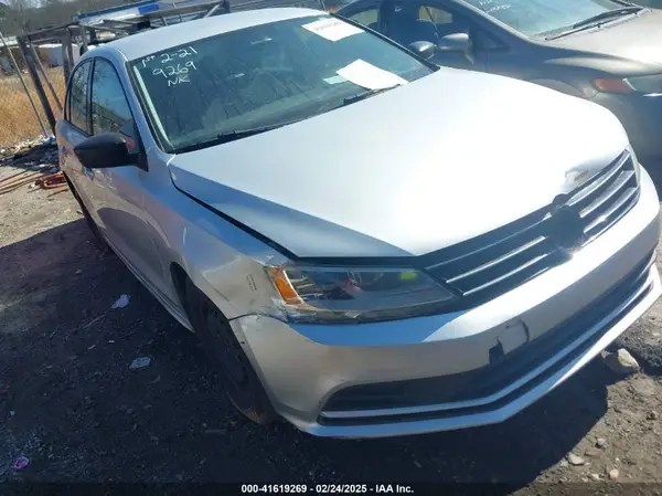 3VW267AJ3GM348662 2016 VOLKSWAGEN JETTA - Image 1