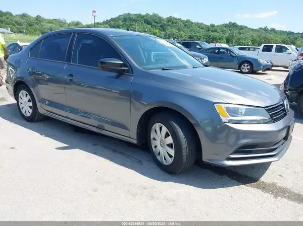 3VW267AJ3GM361251 2016 VOLKSWAGEN JETTA - Image 1