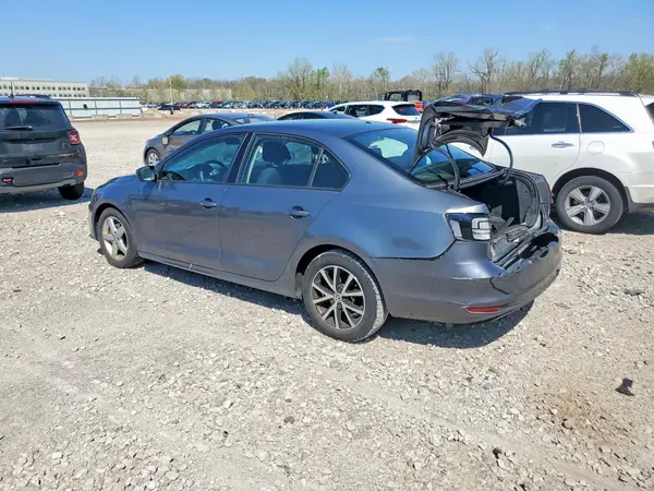 3VW267AJ3GM362352 2016 VOLKSWAGEN JETTA - Image 2