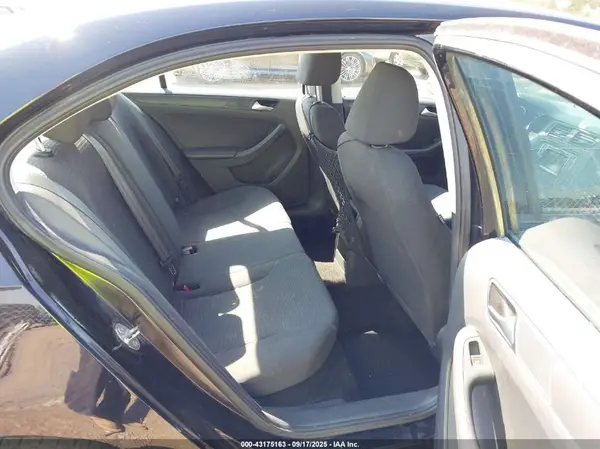 3VW267AJ3GM365185 2016 VOLKSWAGEN JETTA - Image 8