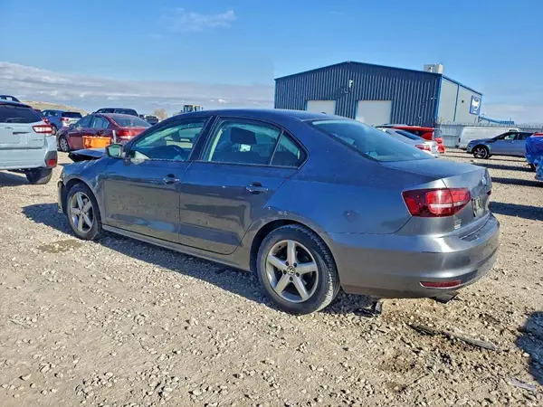 3VW267AJ3GM375330 2016 VOLKSWAGEN JETTA - Image 2