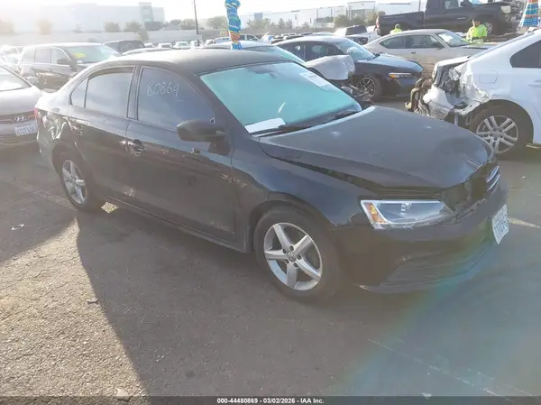 3VW267AJ3GM377062 2016 VOLKSWAGEN JETTA - Image 1