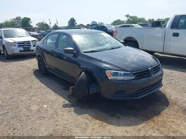 3VW267AJ3GM409086 2016 VOLKSWAGEN JETTA - Image 1