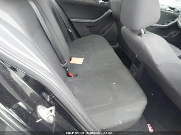 3VW267AJ4GM218082 2016 VOLKSWAGEN JETTA - Image 8