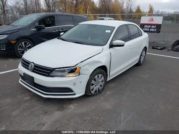 3VW267AJ4GM221600 2016 VOLKSWAGEN JETTA - Image 2