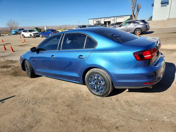 3VW267AJ4GM237733 2016 VOLKSWAGEN JETTA - Image 2