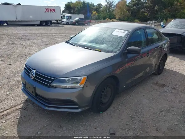 3VW267AJ4GM272028 2016 VOLKSWAGEN JETTA - Image 2