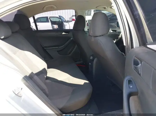 3VW267AJ4GM273387 2016 VOLKSWAGEN JETTA - Image 8