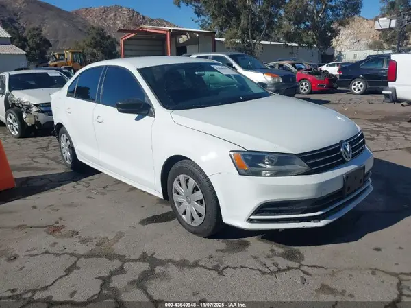 3VW267AJ4GM275673 2016 VOLKSWAGEN JETTA - Image 1