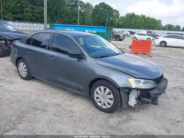 3VW267AJ4GM285555 2016 VOLKSWAGEN JETTA - Image 1