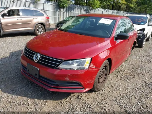 3VW267AJ4GM296037 2016 VOLKSWAGEN JETTA - Image 2