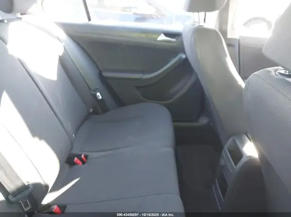 3VW267AJ4GM302175 2016 VOLKSWAGEN JETTA - Image 8