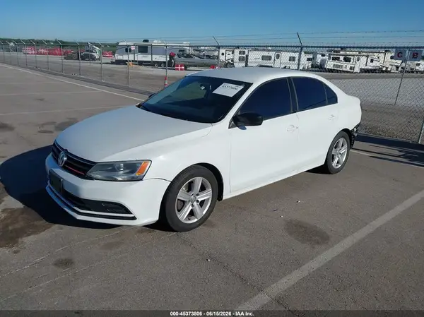 3VW267AJ4GM326718 2016 VOLKSWAGEN JETTA - Image 2