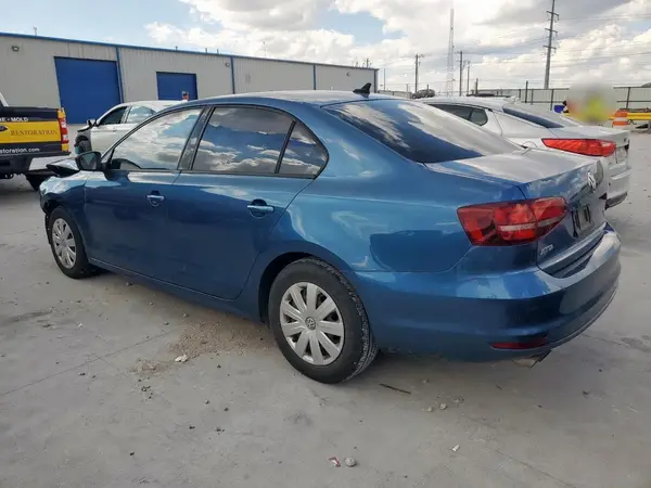 3VW267AJ4GM346063 2016 VOLKSWAGEN JETTA - Image 2