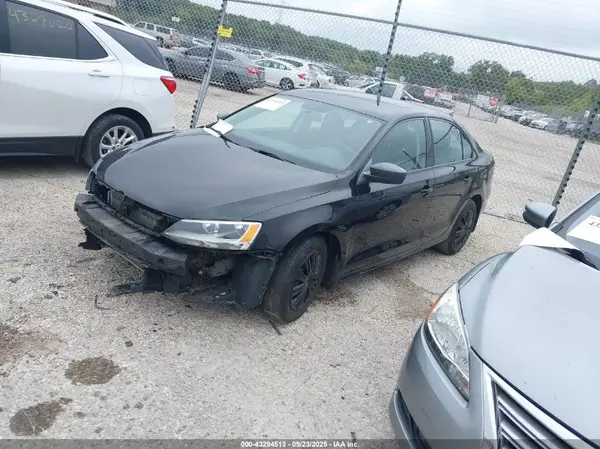 3VW267AJ4GM349495 2016 VOLKSWAGEN JETTA - Image 2