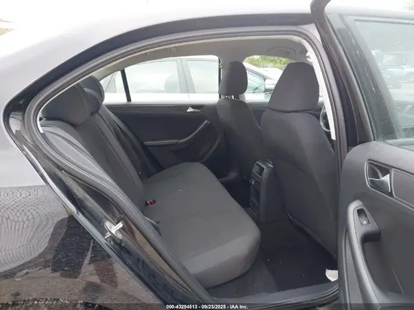 3VW267AJ4GM349495 2016 VOLKSWAGEN JETTA - Image 8