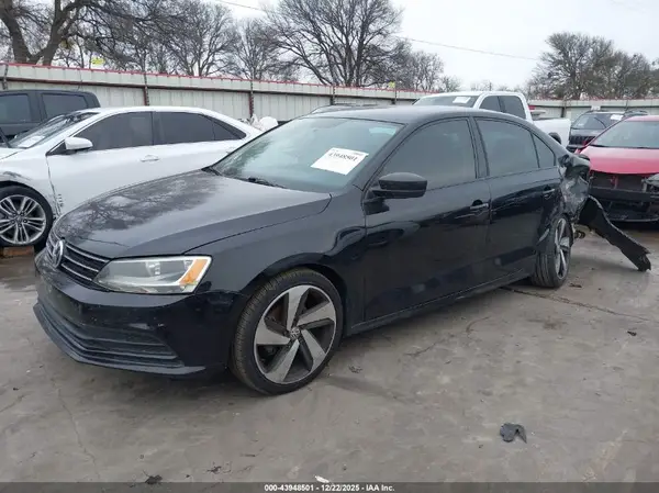 3VW267AJ4GM372078 2016 VOLKSWAGEN JETTA - Image 2