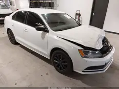 3VW267AJ4GM385980 2016 VOLKSWAGEN JETTA