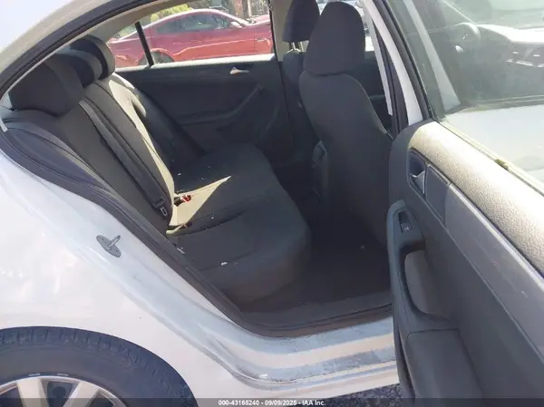 3VW267AJ4GM408366 2016 VOLKSWAGEN JETTA - Image 8
