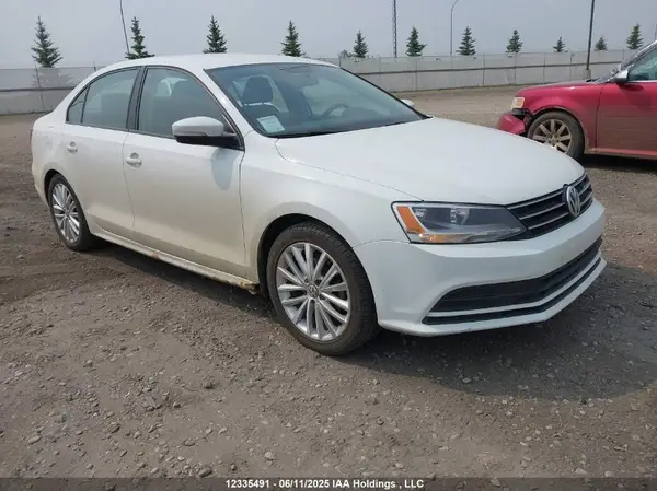 3VW267AJ4GM408464 2016 VOLKSWAGEN JETTA - Image 1