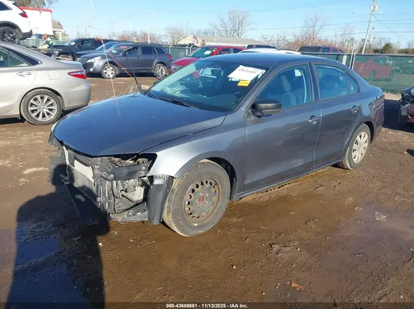 3VW267AJ4GM414779 2016 VOLKSWAGEN JETTA - Image 2