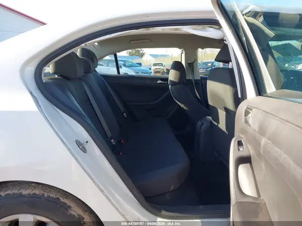 3VW267AJ5GM253410 2016 VOLKSWAGEN JETTA - Image 8