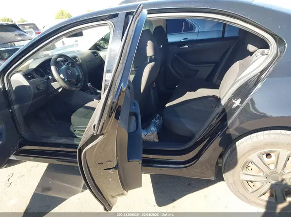 3VW267AJ5GM273902 2016 VOLKSWAGEN JETTA - Image 8