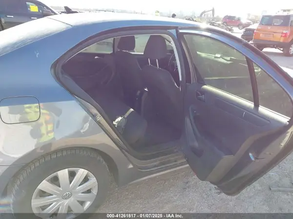 3VW267AJ5GM276413 2016 VOLKSWAGEN JETTA - Image 8