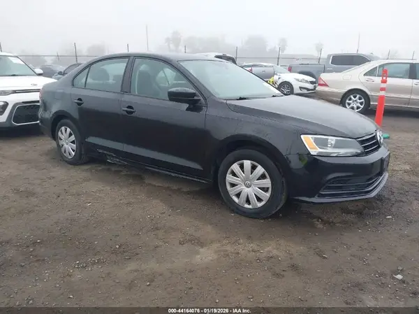 3VW267AJ5GM302668 2016 VOLKSWAGEN JETTA - Image 1