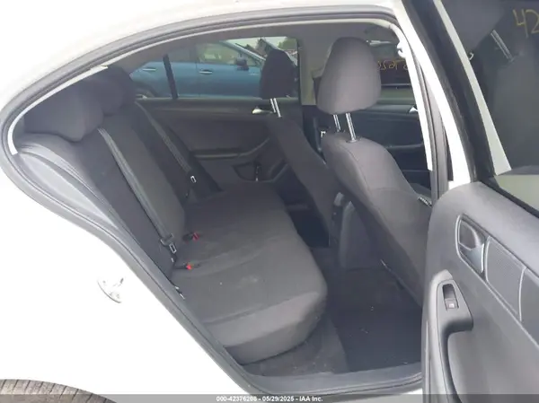 3VW267AJ5GM327554 2016 VOLKSWAGEN JETTA - Image 8