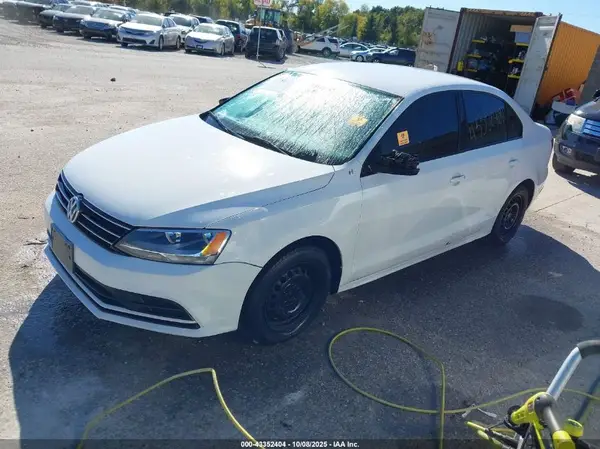 3VW267AJ5GM361056 2016 VOLKSWAGEN JETTA - Image 2
