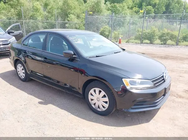 3VW267AJ5GM398785 2016 VOLKSWAGEN JETTA - Image 1