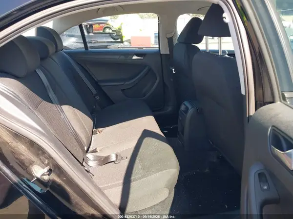 3VW267AJ5GM406951 2016 VOLKSWAGEN JETTA - Image 8