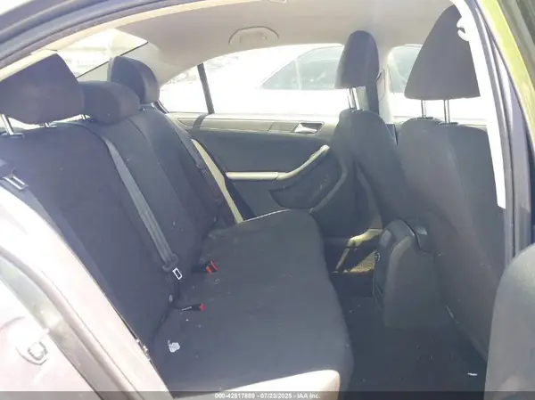 3VW267AJ6GM208413 2016 VOLKSWAGEN JETTA - Image 8