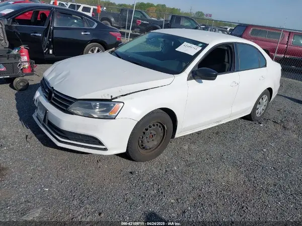 3VW267AJ6GM208461 2016 VOLKSWAGEN JETTA - Image 2
