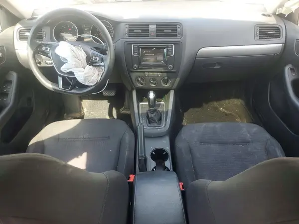 3VW267AJ6GM213627 2016 VOLKSWAGEN JETTA - Image 8