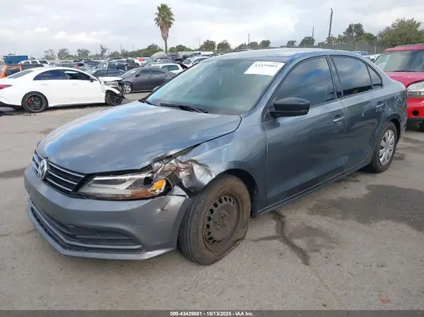 3VW267AJ6GM227737 2016 VOLKSWAGEN JETTA - Image 2