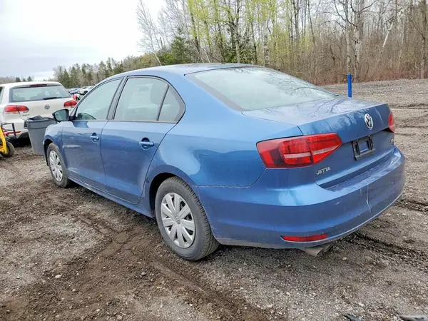 3VW267AJ6GM231500 2016 VOLKSWAGEN JETTA - Image 2