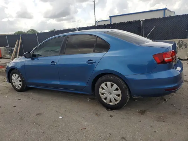 3VW267AJ6GM237720 2016 VOLKSWAGEN JETTA - Image 2