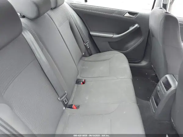3VW267AJ6GM246790 2016 VOLKSWAGEN JETTA - Image 8