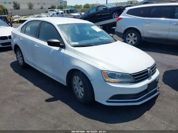3VW267AJ6GM253500 2016 VOLKSWAGEN JETTA - Image 1