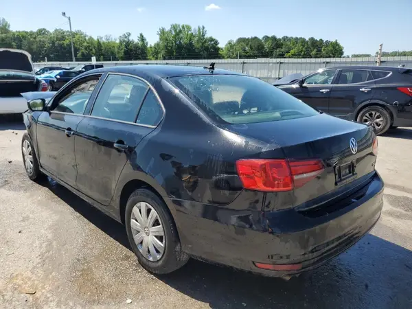 3VW267AJ6GM261175 2016 VOLKSWAGEN JETTA - Image 2