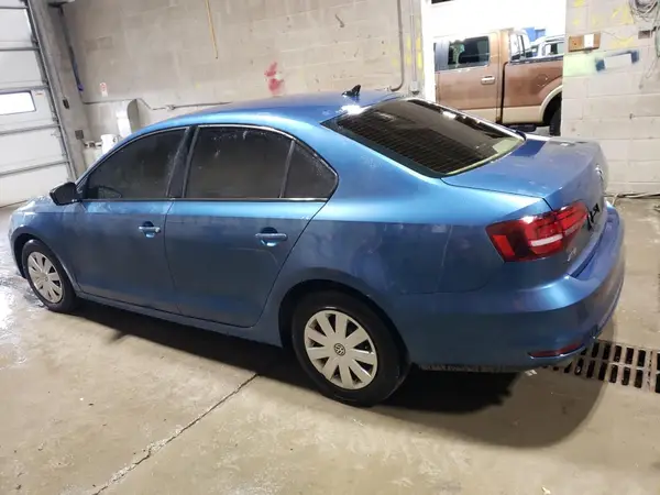 3VW267AJ6GM279742 2016 VOLKSWAGEN JETTA - Image 2