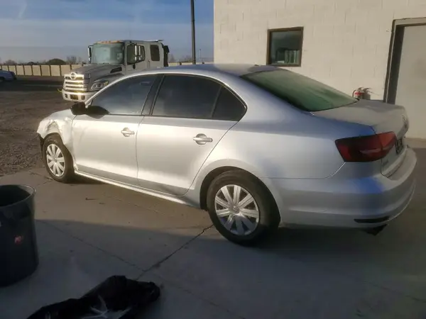 3VW267AJ6GM279787 2016 VOLKSWAGEN JETTA - Image 2