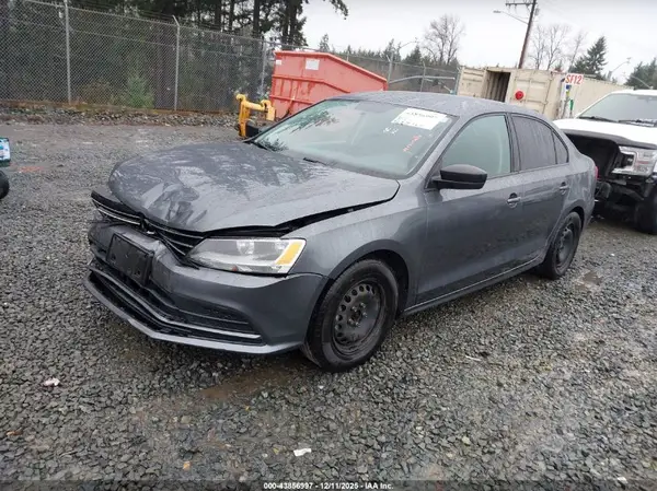 3VW267AJ6GM281684 2016 VOLKSWAGEN JETTA - Image 2