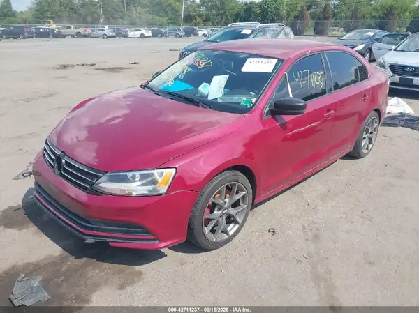 3VW267AJ6GM311136 2016 VOLKSWAGEN JETTA - Image 2