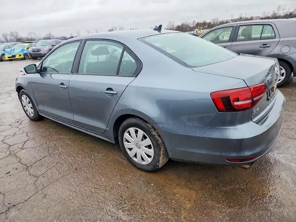 3VW267AJ6GM318670 2016 VOLKSWAGEN JETTA - Image 2