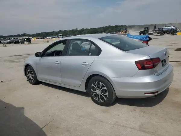 3VW267AJ6GM327823 2016 VOLKSWAGEN JETTA - Image 2