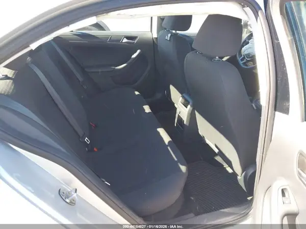 3VW267AJ6GM330205 2016 VOLKSWAGEN JETTA - Image 8